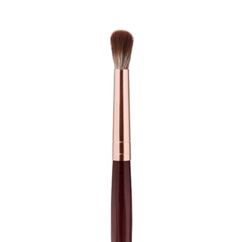 charlotte tilbury eye blender.